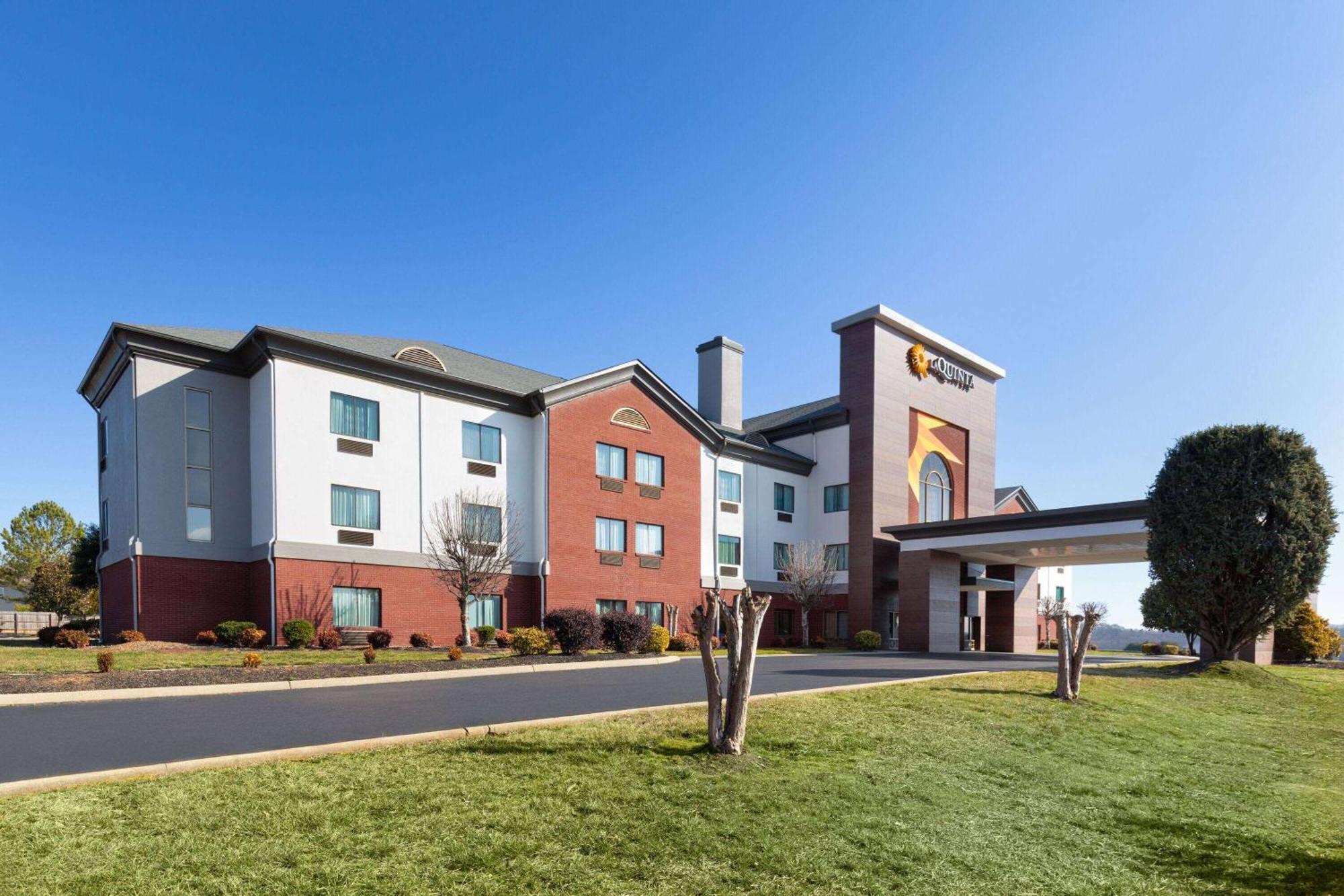 La Quinta By Wyndham Loudon Hotel Exterior foto